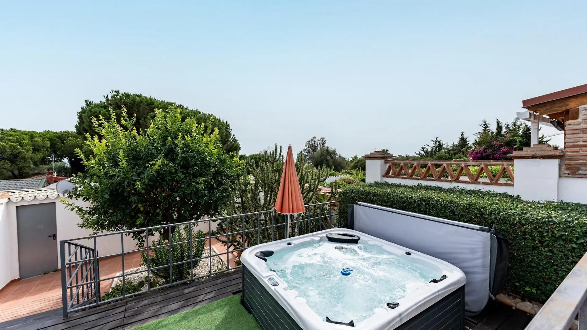 Casa Gosia Bungalow Cabopino Marbella 0*,  Spanien
